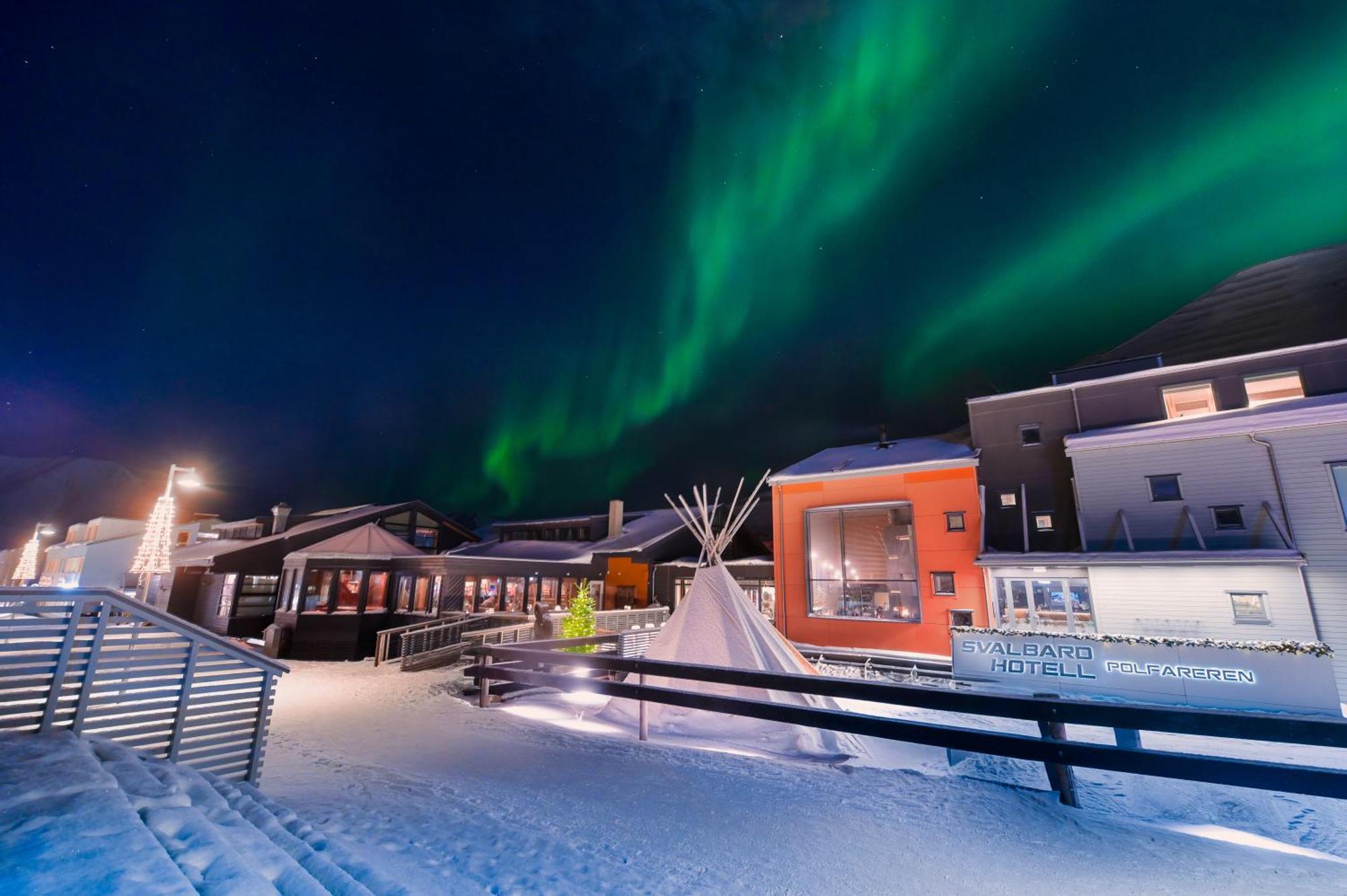 Svalbard Hotell | Polfareren Longyearbyen Exteriér fotografie