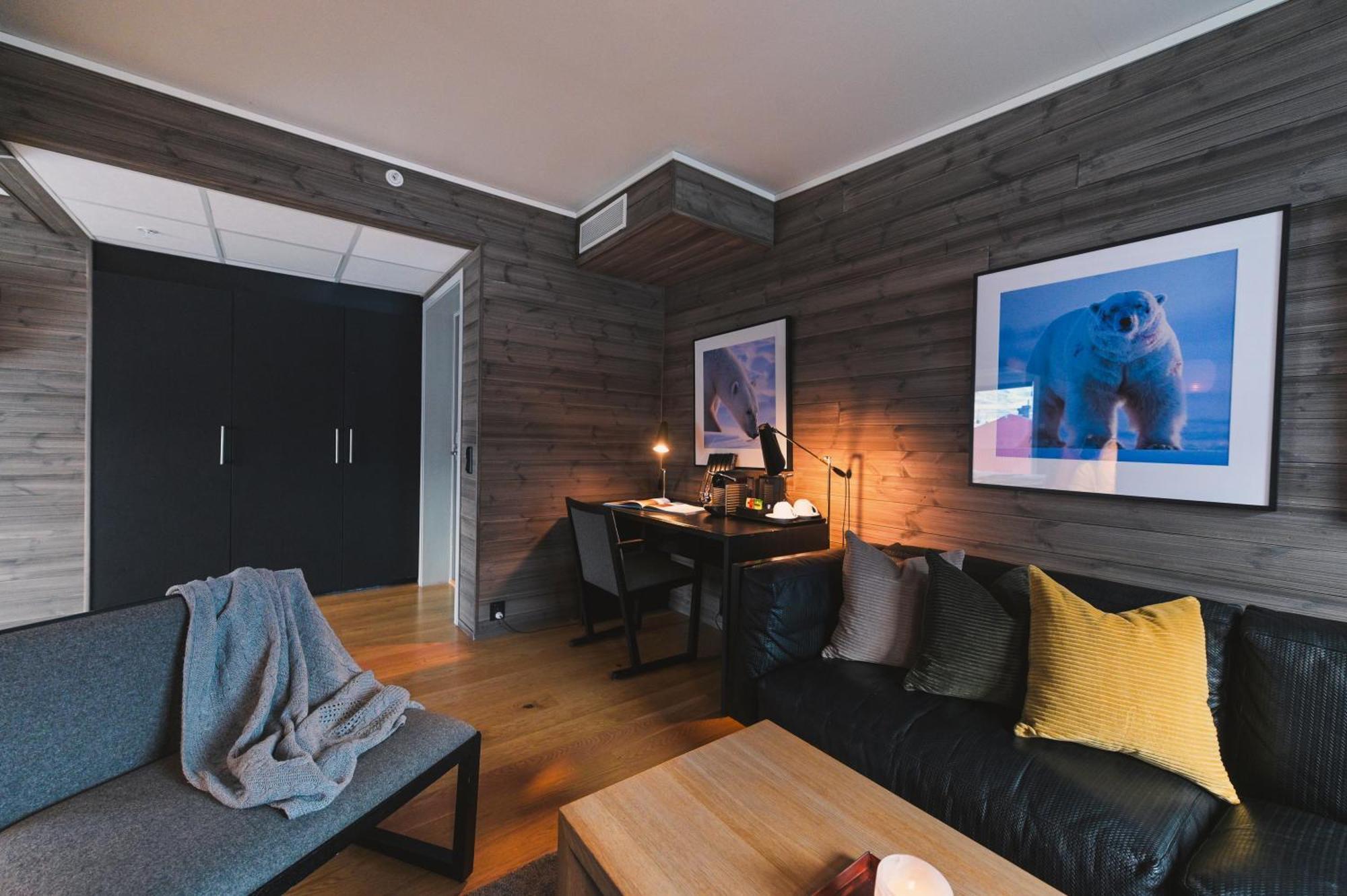 Svalbard Hotell | Polfareren Longyearbyen Exteriér fotografie