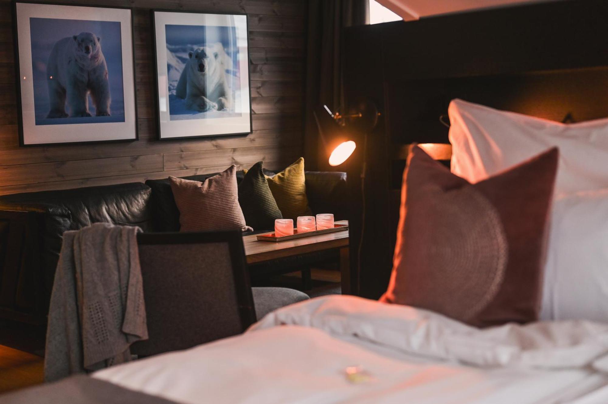 Svalbard Hotell | Polfareren Longyearbyen Exteriér fotografie