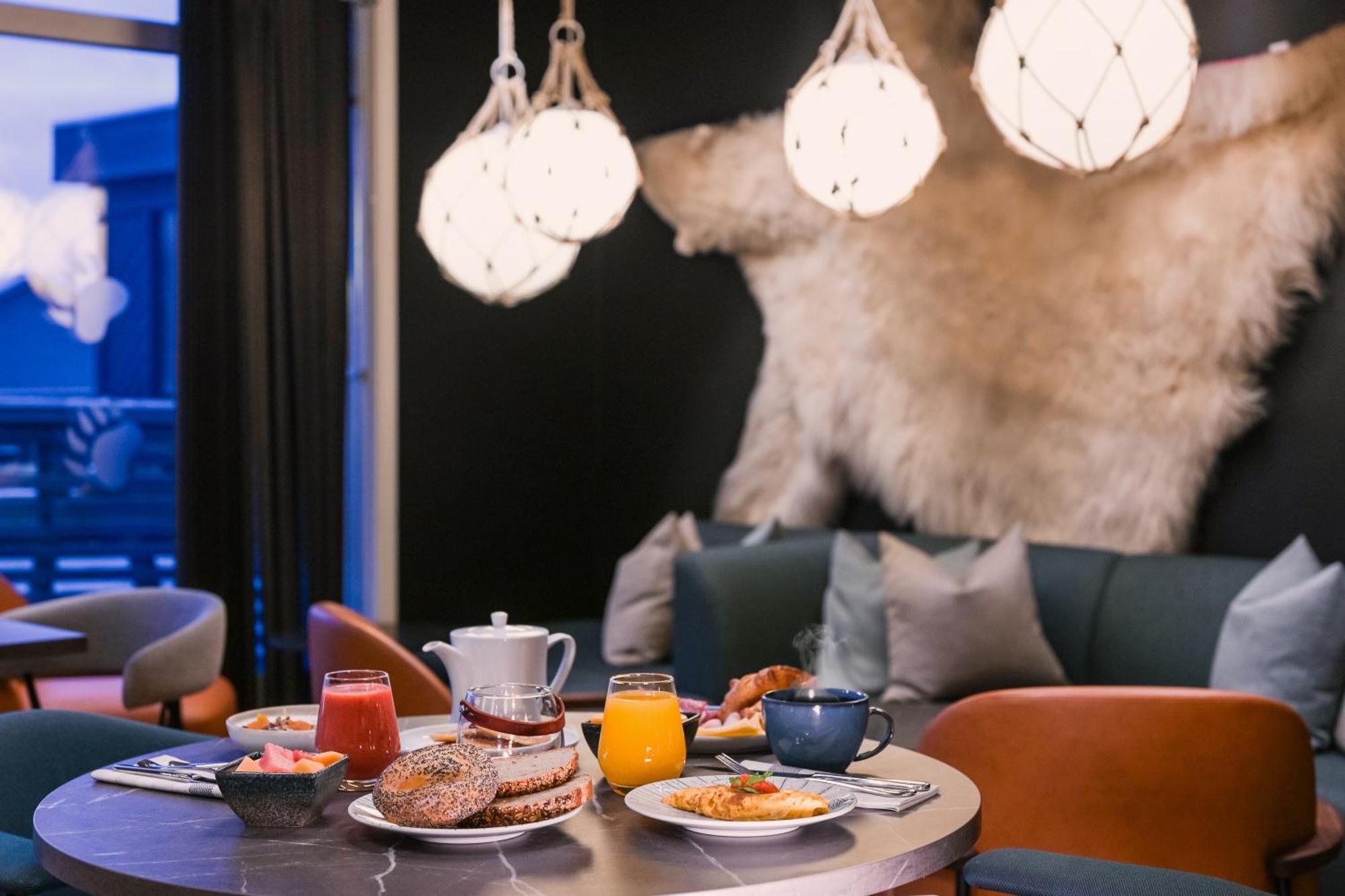 Svalbard Hotell | Polfareren Longyearbyen Exteriér fotografie