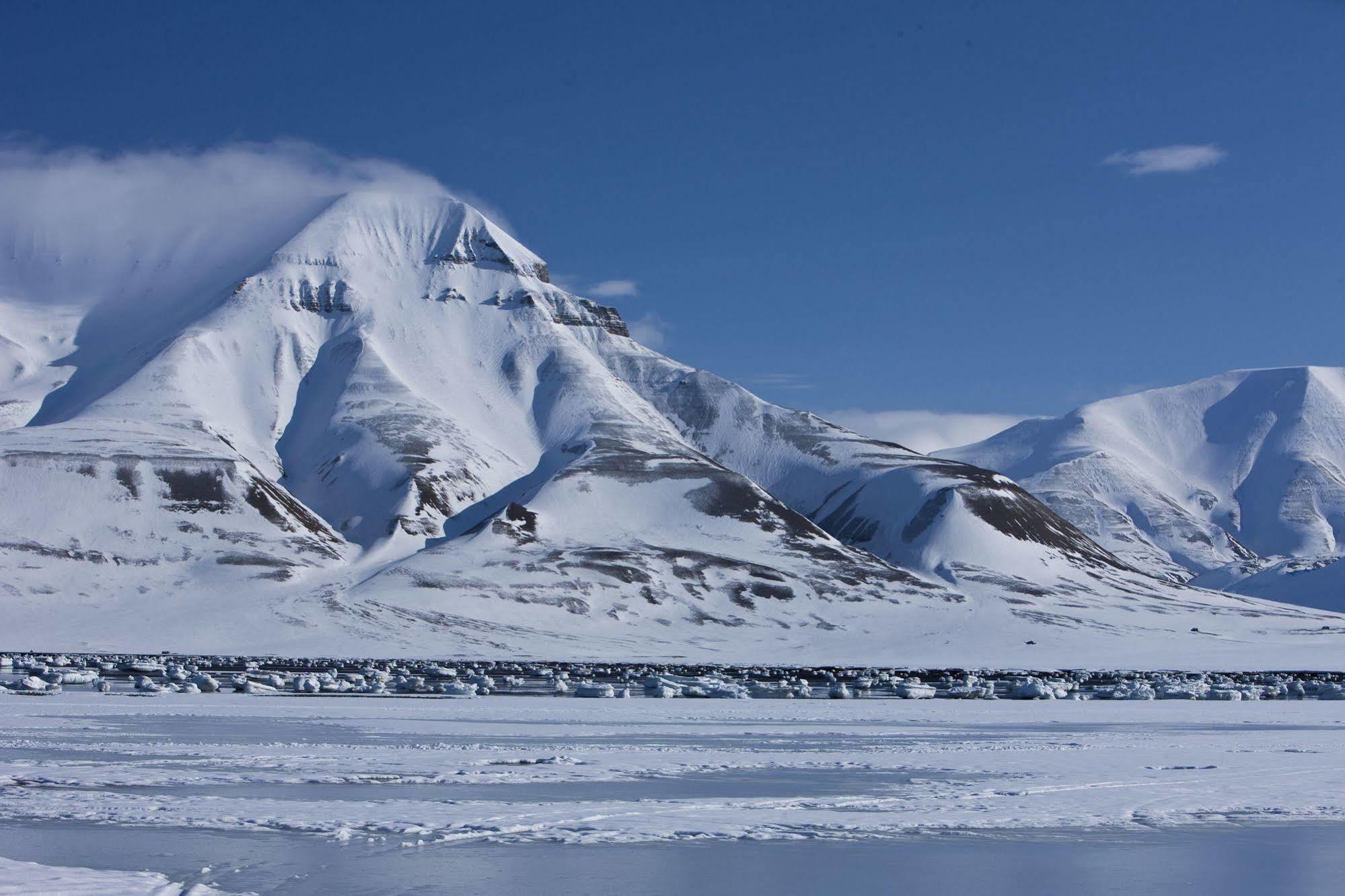 Svalbard Hotell | Polfareren Longyearbyen Exteriér fotografie